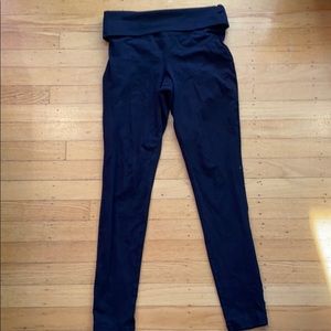 High waisted black leggings